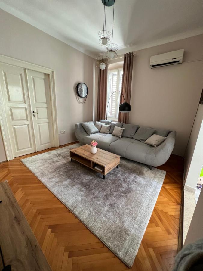 Apartman Sandra Pula Exterior photo